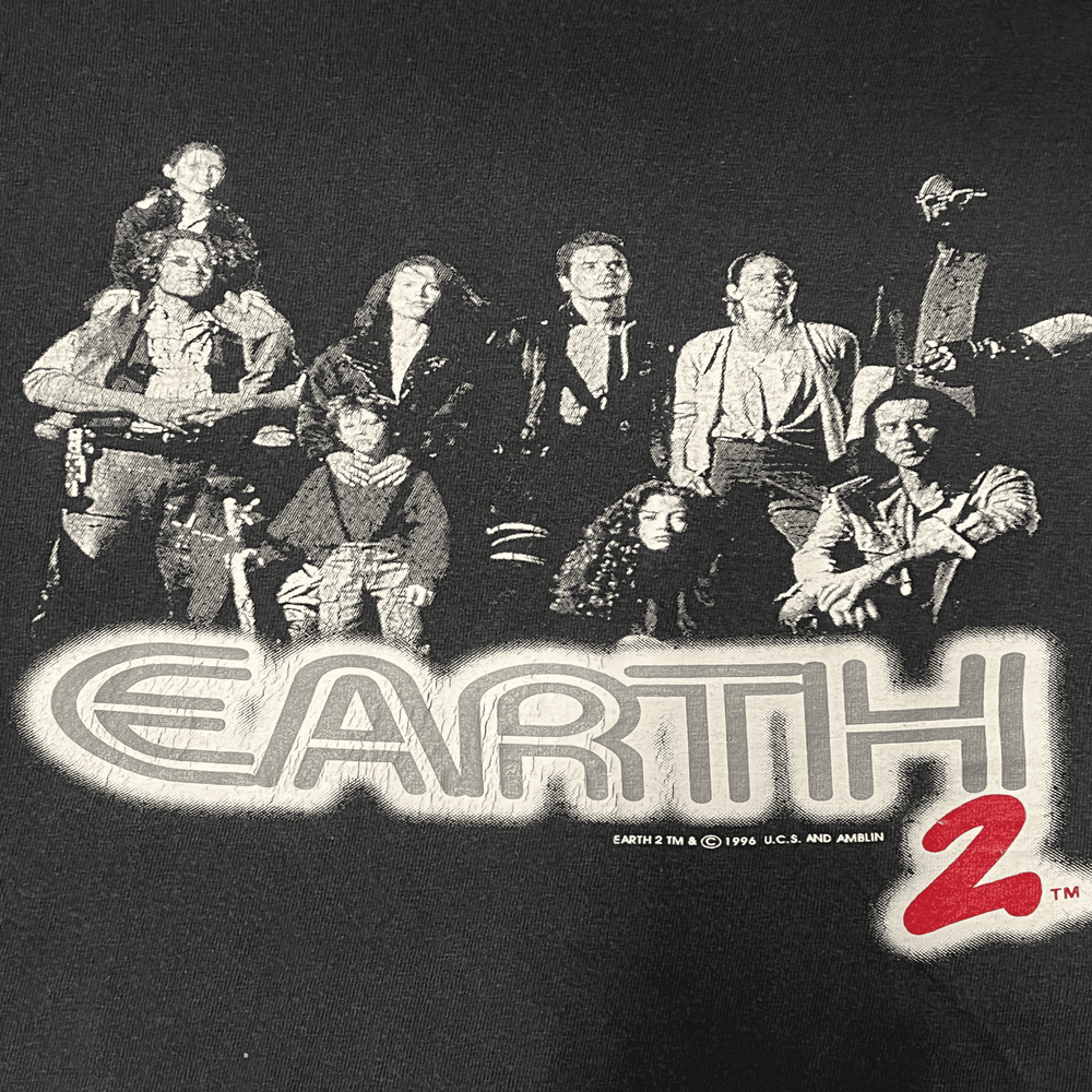 1996 Earth 2 vintage Tshirt